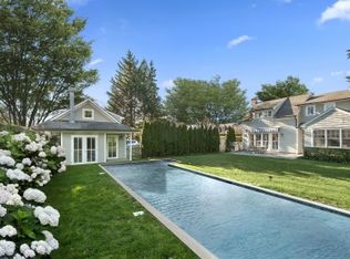 8 Gould St, East Hampton, NY 11937