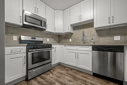 Lafayette Place Photo 1