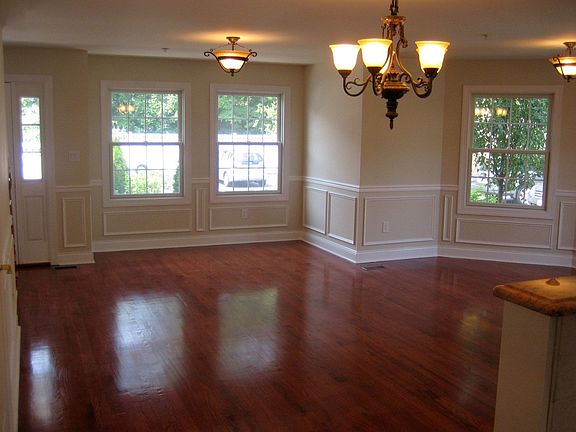 Living  Room - Spacious and flooded with light!