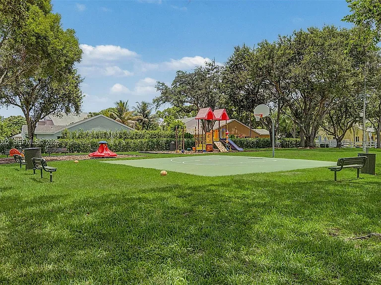 13765 SW 145th St — Photo 30