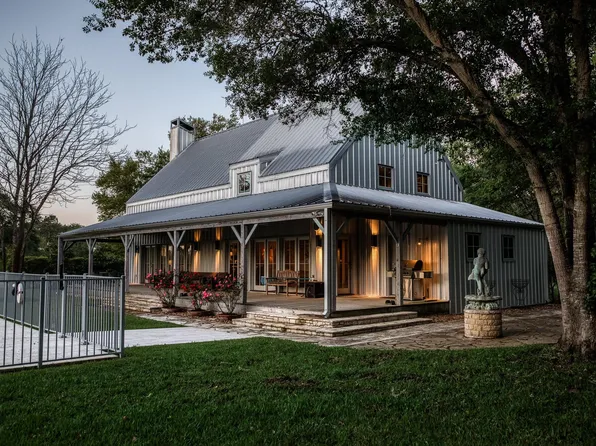 1585 Round Top Rd, Round Top, TX 78954