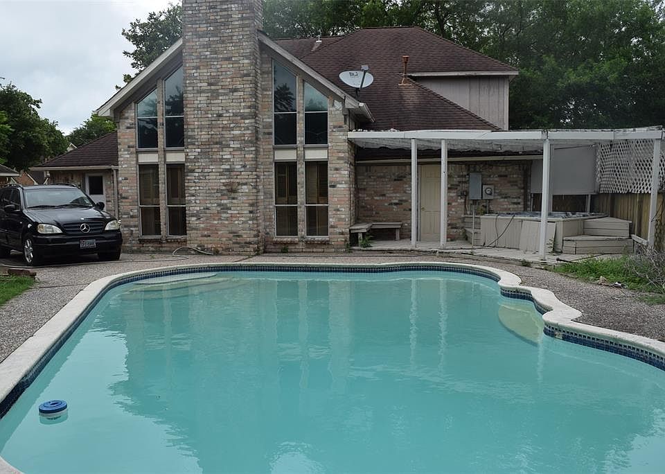 1st image of 6826 La Puente Dr