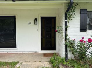 808 W Davis St, Fayetteville, AR 72703