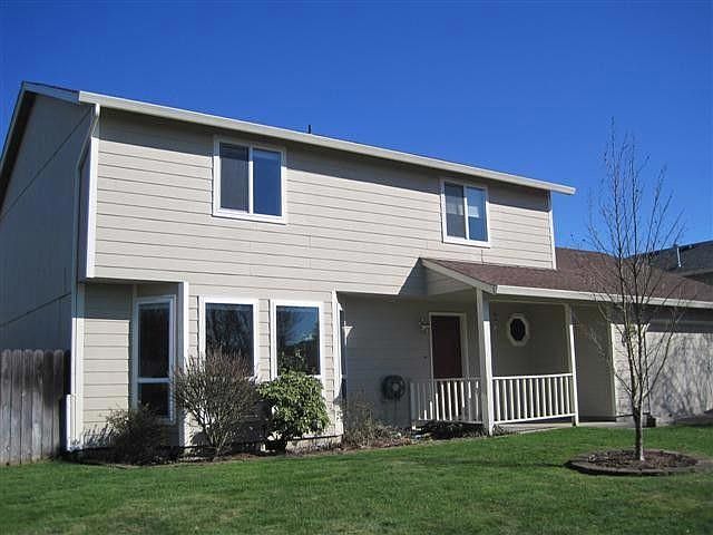 1st image of 15610 NE Blue Grass Dr