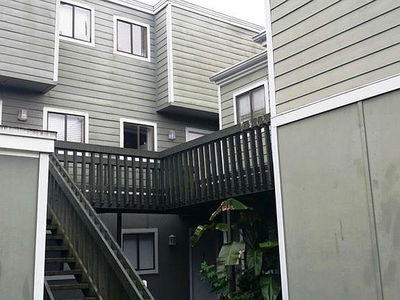 3rd image of 176 Scottsdale Sq #176