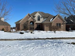 8226 Hunters Ridge Dr, Newport, MI 48166