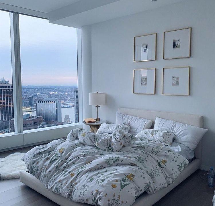 1st image of 1046 W Loyola Ave #101