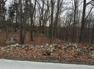 359 E Mountain Rd, Cold Spring, NY 10516