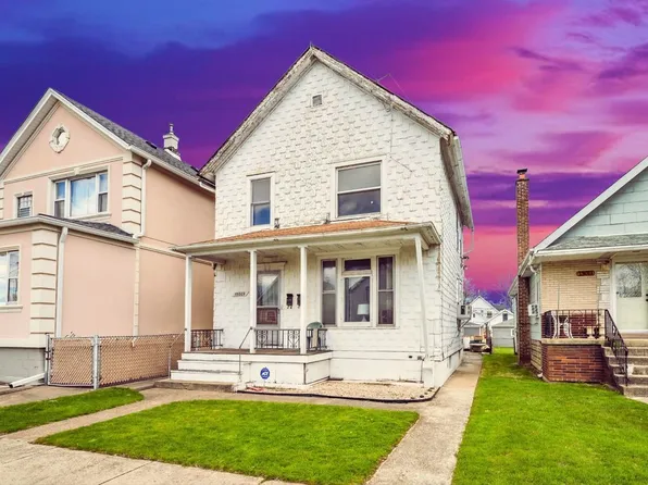 13009 Chicago St, Blue Island, IL 60406
