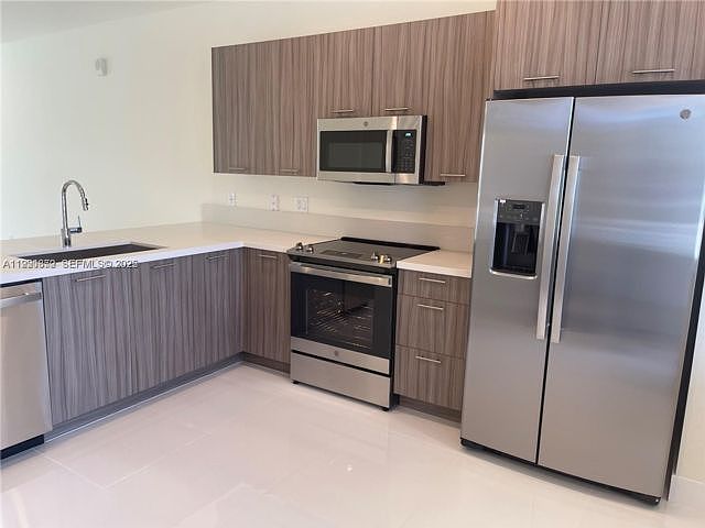 1st image of 10300 NW 66th St #104