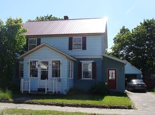 28 Eastland Ave, Millinocket, ME 04462