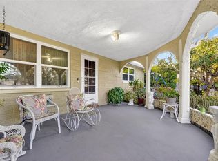 2615 Almond Dr, Holiday, FL 34691