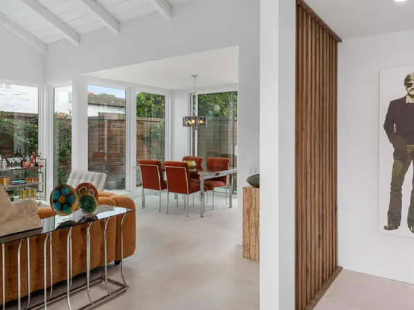 2545 S Gene Autry Trl Unit E, Palm Springs, CA 92264