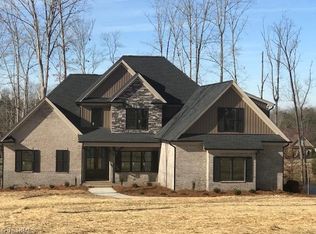 7803 Honkers Hollow Dr, Stokesdale, NC 27357