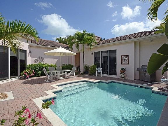 4th image of 9705 W Maiden Ct