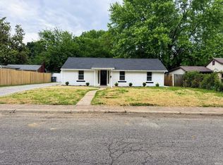 323 S Kenmore Dr, Evansville, IN