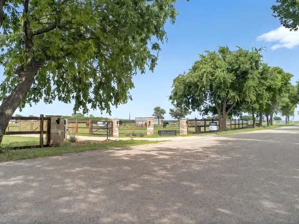 14402 Stice Rd, Krum, TX 76249