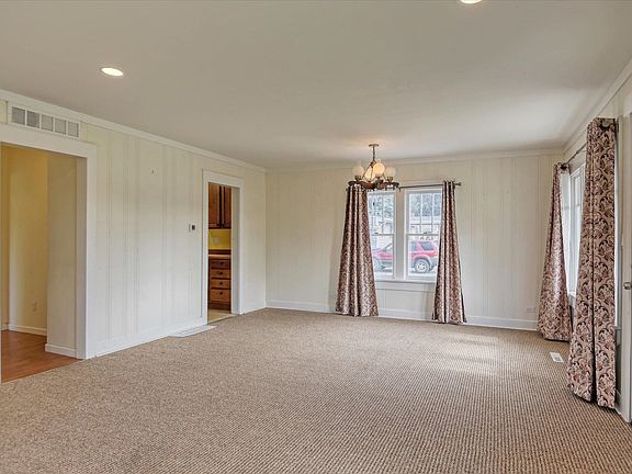 3rd image of 8405 E Upriver Dr