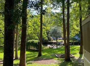 124 Old Field Rd, Cross, SC 29436