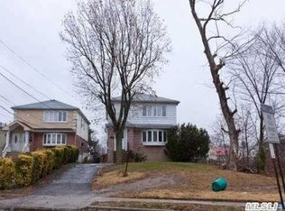 26235 Hungry Harbor Rd, Jamaica, NY 11422