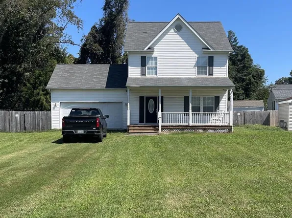 1287 Glebe Harbor Dr, Montross, VA 22520