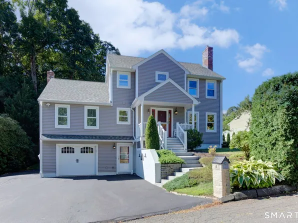 4 Sears Place, East Hampton, CT 06424