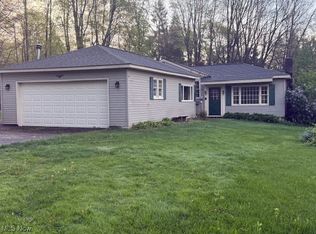 11327 Taylor Wells Rd, Chardon, OH 44024