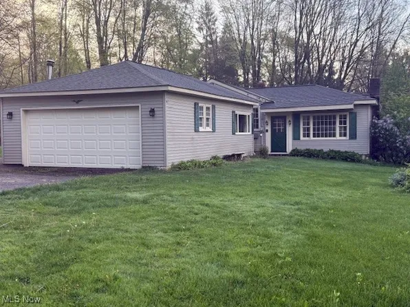11327 Taylor Wells Rd, Chardon, OH 44024