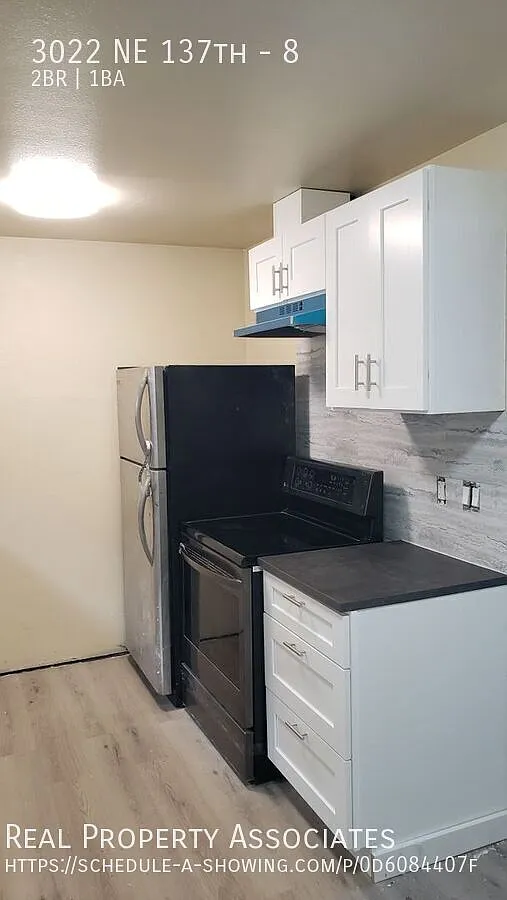 Lake City Two Bedroom Apartment — Photo 3