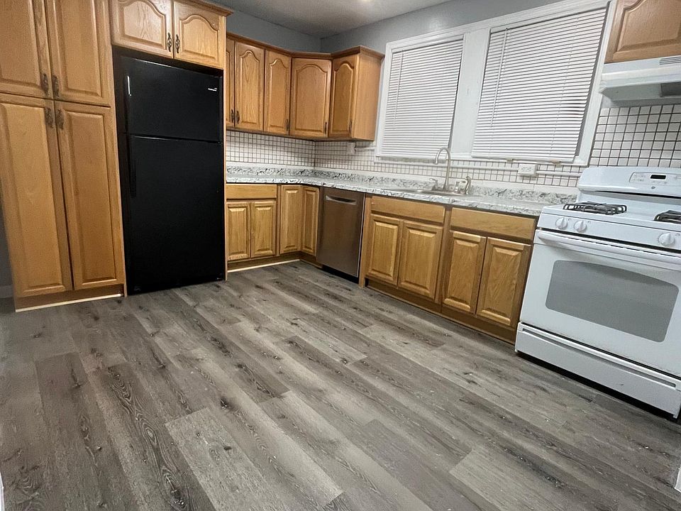 1st image of 230 Ampere Pkwy Floor 2