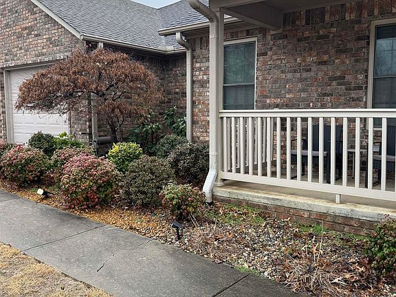 3rd image of 4504 Prince Dr