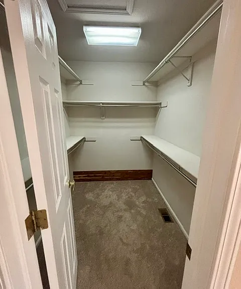9959 Sylvestor Rd — Photo 10