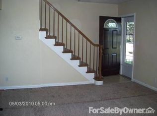 4233 N Gate Ridge Rd, Peoria, IL 61614