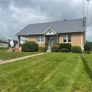 221 Roberts St, Belle Vernon, PA, 15012