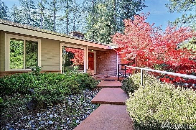 1st image of 3055 238th Ave SE