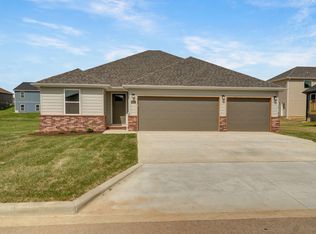 1637 E Charlton St, Republic, MO 65738