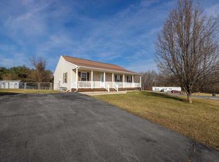 11 Auburn Dr, Grottoes, VA 24441