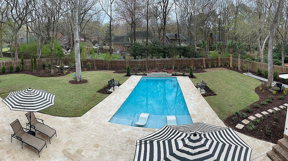 1st image of 108 Huckleberry Ln