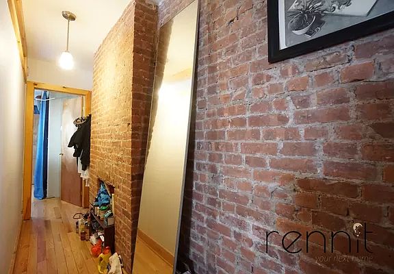 5th image of 559 Saint Johns Pl APT 3L
