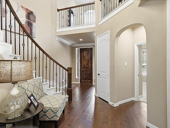 5th image of 1123 Chestnut Dr