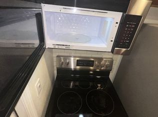 4516 Fountainbleau Rd, Tampa, FL 33634