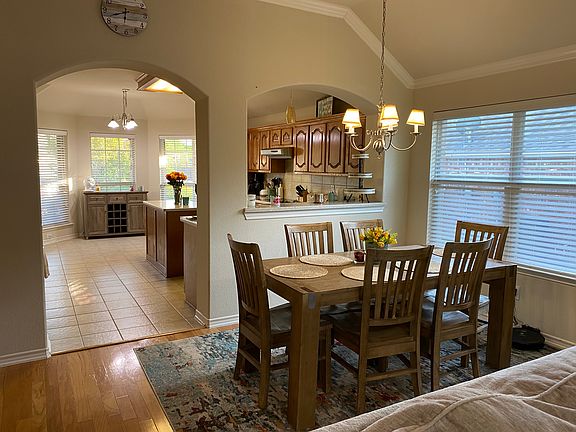 4th image of 1325 Clearmeadow Ct