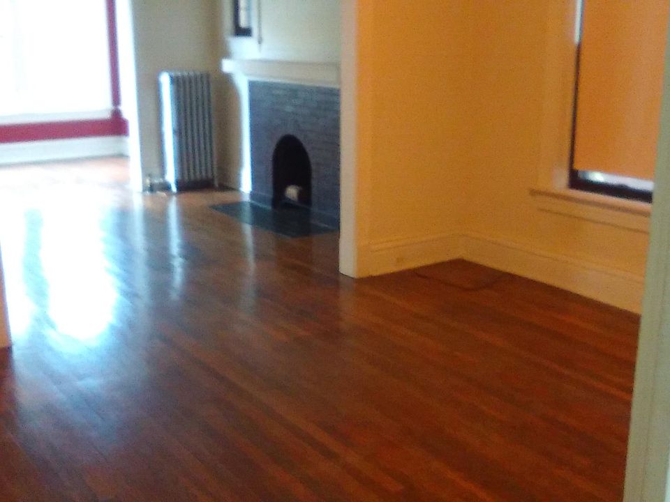 2nd image of 4172 Russell Blvd #2