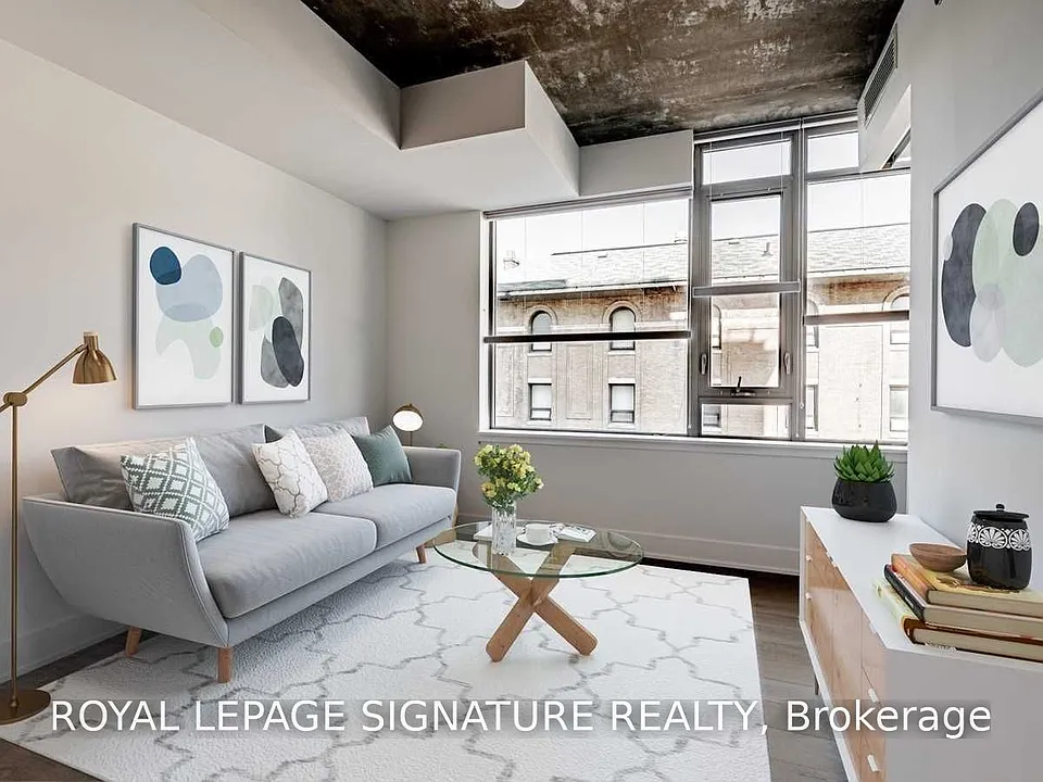 630 Queen St E #212