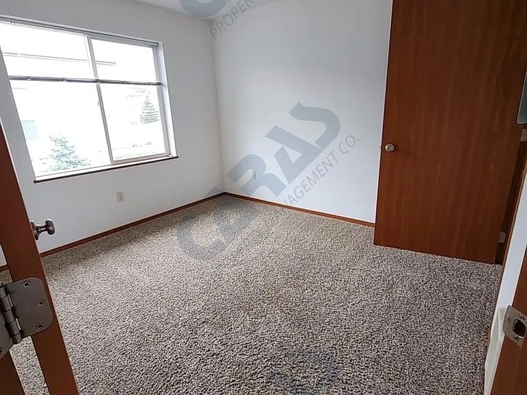 903 11th St E #2 — Photo 6