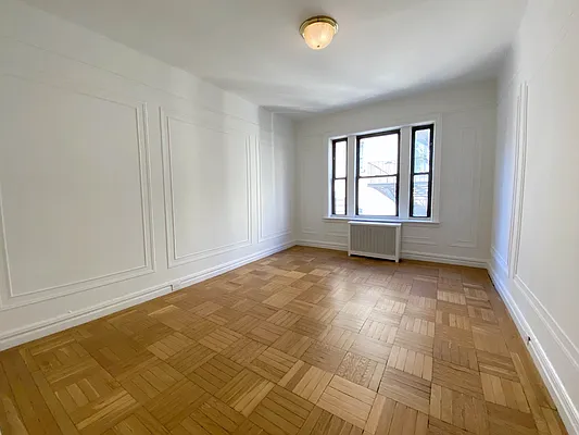 Rented by Douglas Elliman | media 8