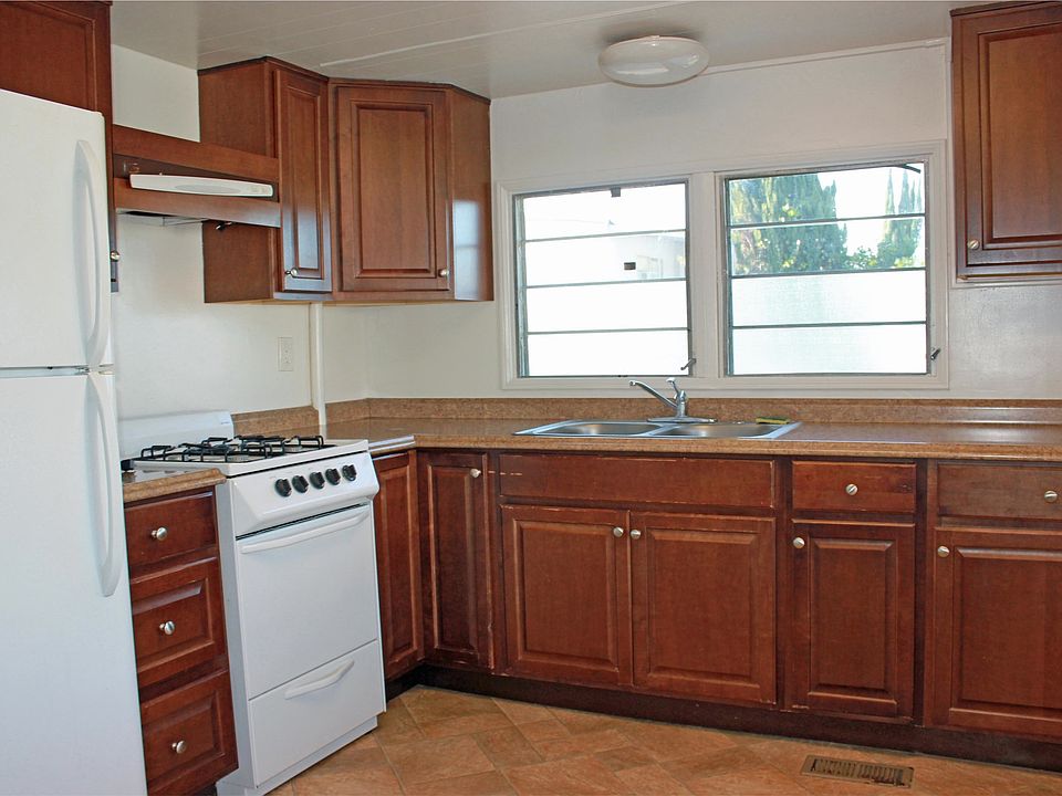 1st image of 211 N Citrus Ave Spc 105