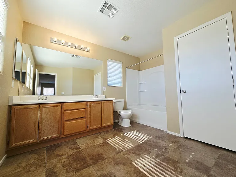 348 Bella Calabria Ave — Photo 17