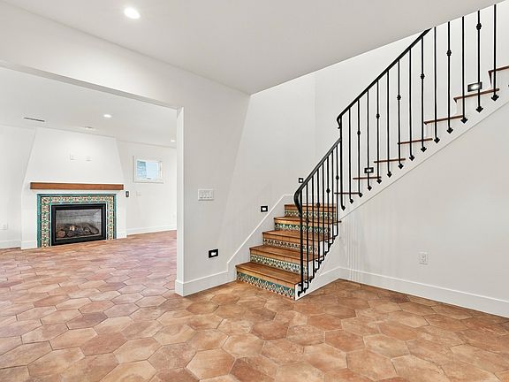 3rd image of 1011 F Ave