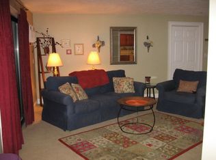 110 Fellsview Ter APT 111, Stoneham, MA 02180